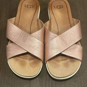 UGG Rose Gold Slide Sandals Women’s Size 8.5 Leather Comfort Slides